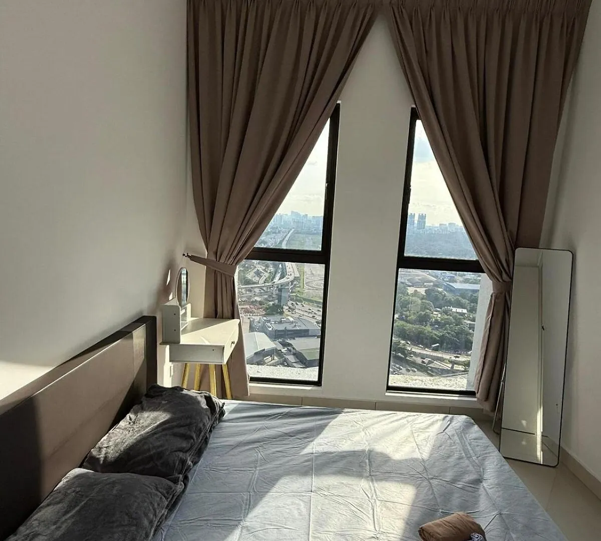 2Room Freeshuttle To Mrt 2-5Pax 10Minutes To Klcc Trx Kuala Lumpur 0*,  Malaysia